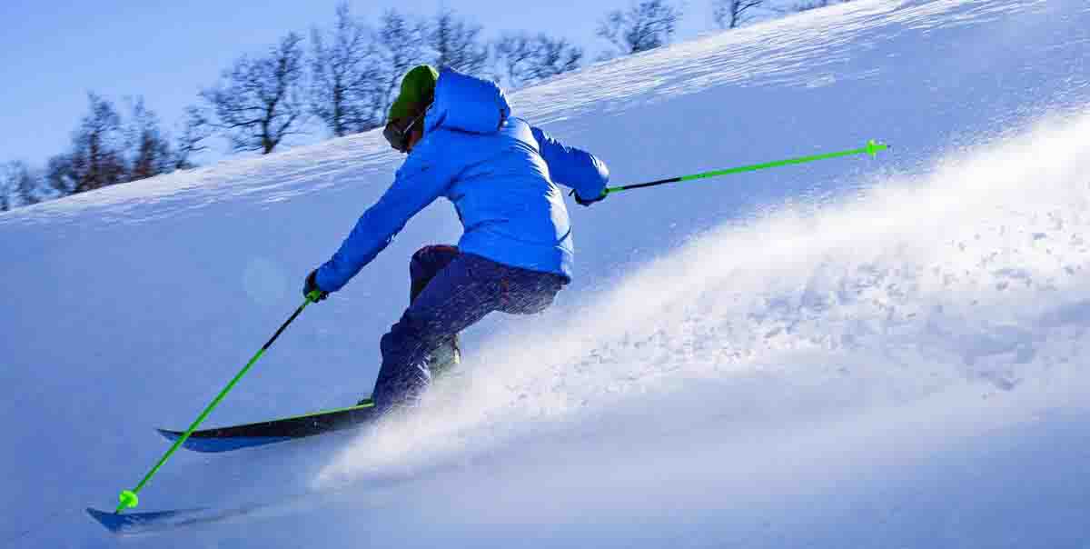 Auli Skiing Tour