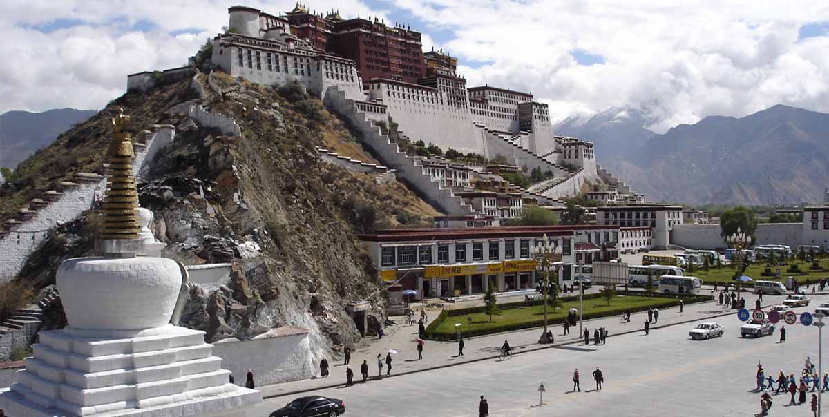 palaces of himalayas tour packages