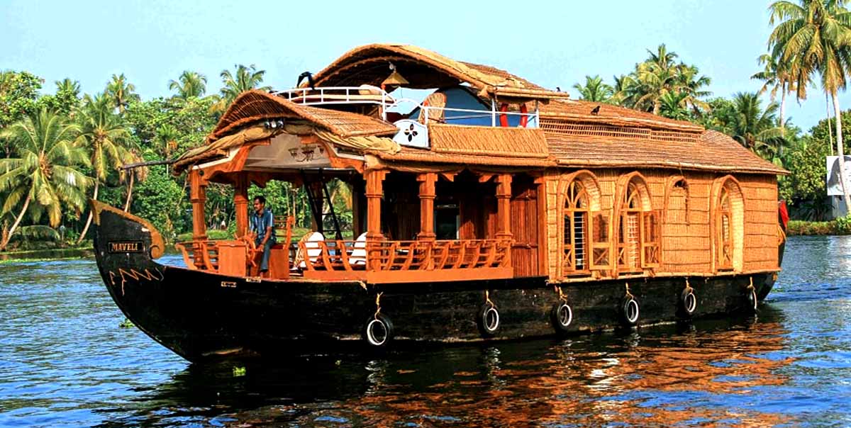 Houseboat Honeymoon Tour Package