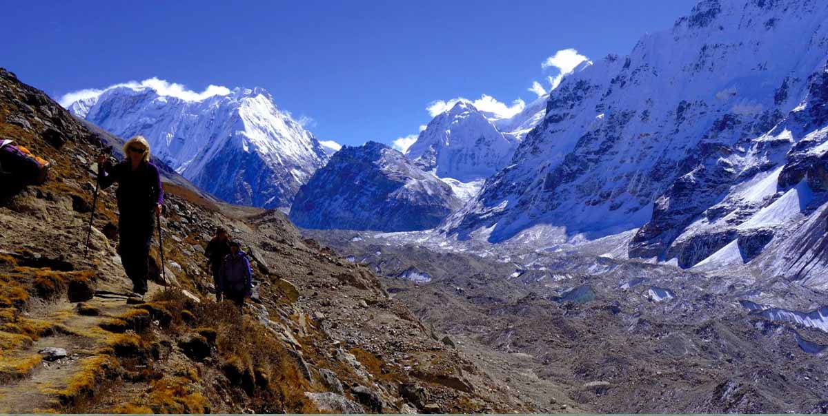 kanchenjunga base camp trek tour